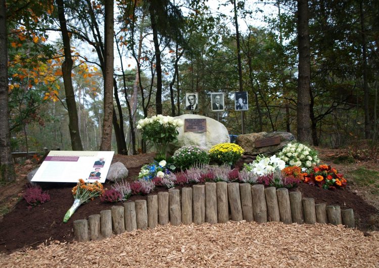 Herdenking Stevensmonument Holten dondertman 