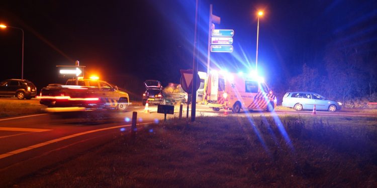 2 gewonde bij ongeval op kruising Afrit A1 met de N332 