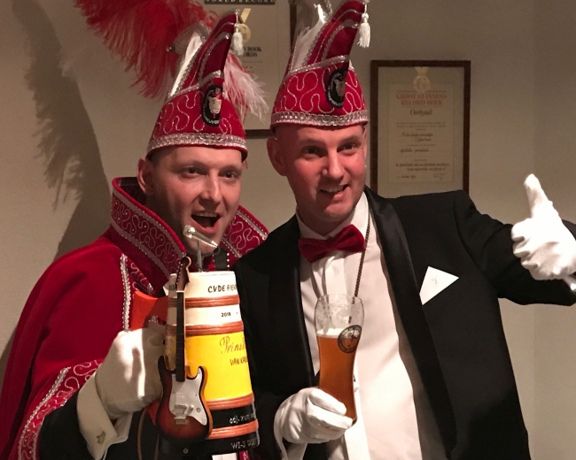 Prins Hens van Kalverderk nieuwe prins C.V. De Fienpreuvers fienpreuvers dijkerhoek carnaval bonte paard 