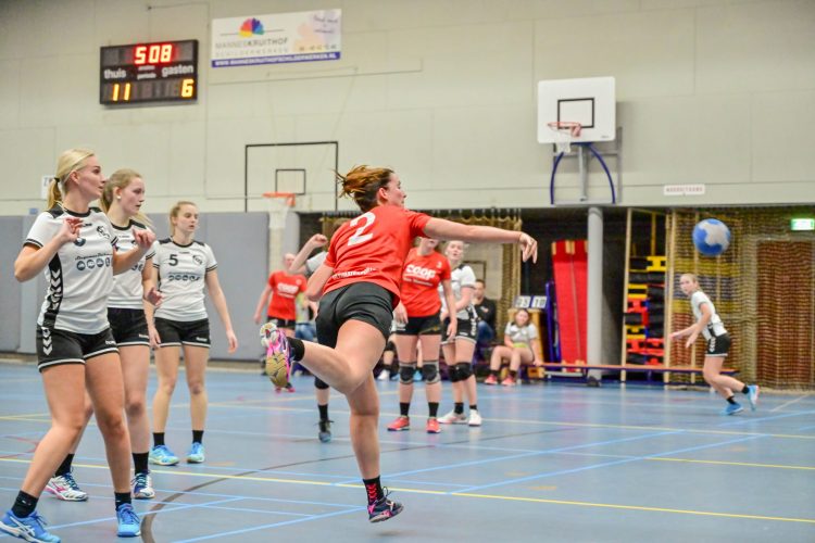 Ook ABS kansloos tegen Holtense handbaldames 