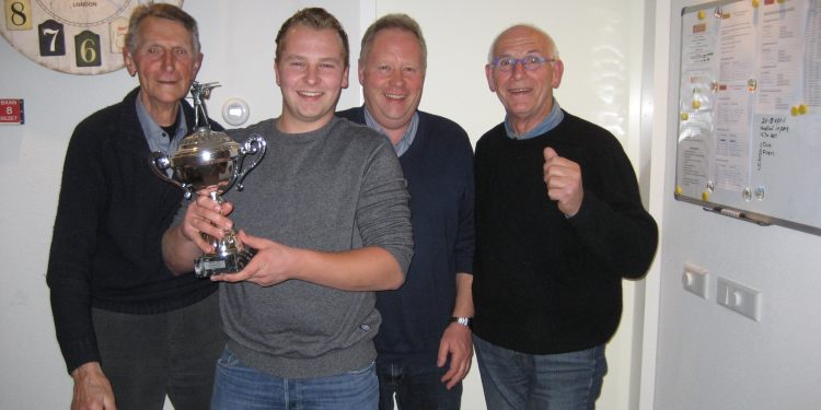 Team "Brinkershoek" wint Eendrachtbokaal sv de eendracht de eendracht 