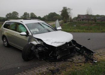 Gewonde bij ongeval met twee auto's 