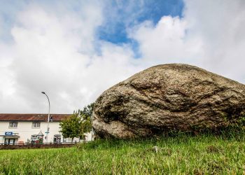 Waar komt de Dikke Steen? gemeente 