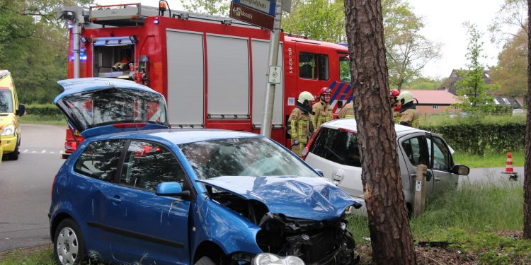 2 gewonden bij ongeval Oude Deventerweg 