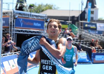 30 nationaliteiten van start tijdens Triathlon triathlon 