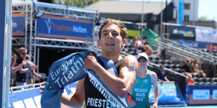 Twee Duitse zeges bij 35ste Triathlon Holten triathlon 