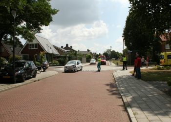 Gewonde bij ongeval tussen twee auto's de Kol aanrijding 