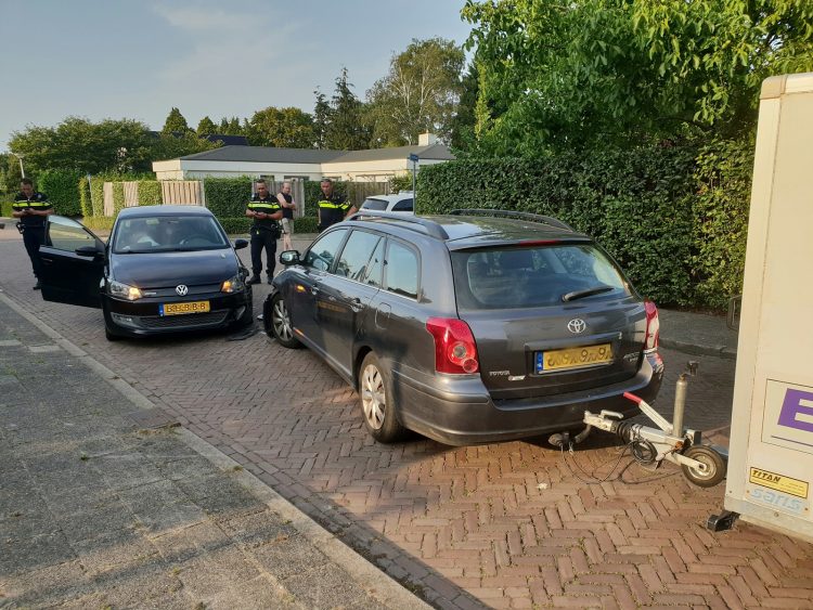 Ongeval met twee auto's op De Kol 