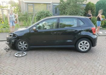 Ongeval met twee auto's op De Kol 