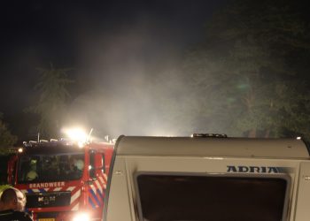 Opnieuw verdachte voertuig brand in Holten politie brandweer 