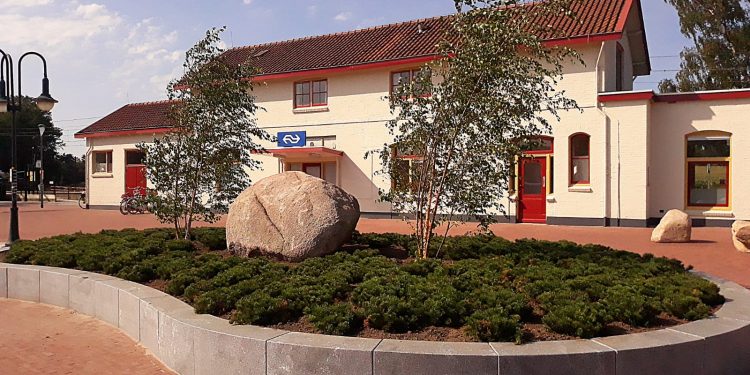 HoltensNieuws.nl Dikke Steen op eindbestemming Dikke Steen op eindbestemming gemeente