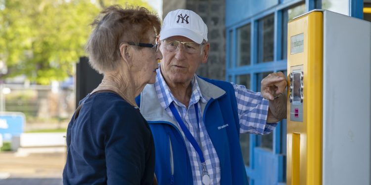 OV-ambassadeurs organiseren een proefreis voor senioren 
