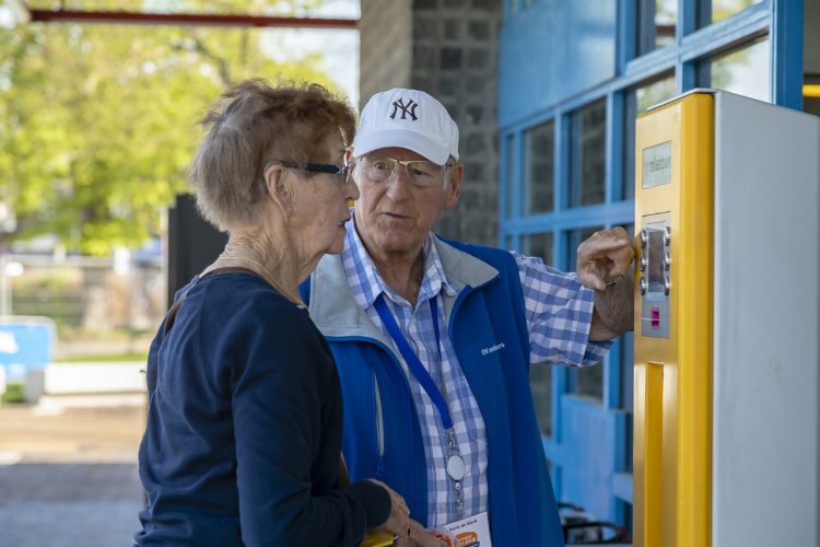 OV-ambassadeurs organiseren een proefreis voor senioren 