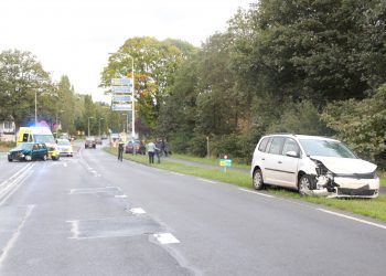 Gewonden bij aanrijding op kruising Deventerweg aanrijding 