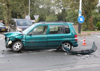 Gewonden bij aanrijding op kruising Deventerweg aanrijding 