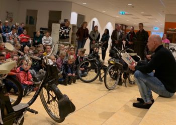 Dierendag in MamaPapacafé dondertman bibliotheek 