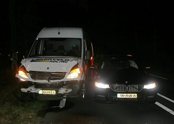 Rijssenseweg N350 tijdelijke afgesloten door ongeval politie 