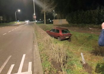 Bestuurder verliest de macht over het stuur 