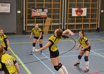 Mintonette dames 1 goed van start in derde klasse mintonette corona 
