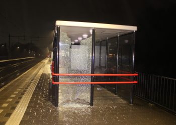 Vandalen leggen fiets op spoor en zorgen voor schade 