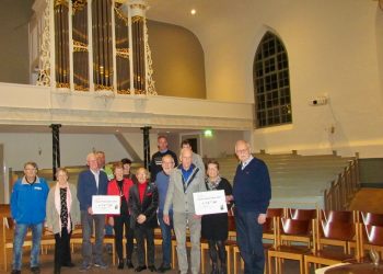 Herdenkingslichten Canadese Begraafplaats op 24 december svnf canadese begraafplaats 