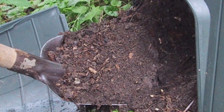 HoltensNieuws.nl Compostlevering jaar uitgesteld in verband met coronavirus Compostlevering jaar uitgesteld in verband met coronavirus corona