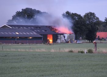 Zeer grote brand treft Bike Totaal Bloemendal brandweer 