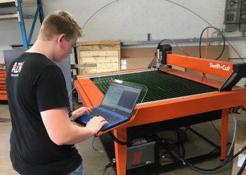 Brand in hooiberg camping de Holterberg brandweer 