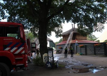 Brand in hooiberg camping de Holterberg brandweer 