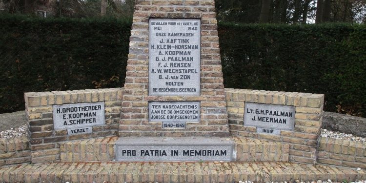 Nationale Herdenking 15 augustus Holten gemeente corona 