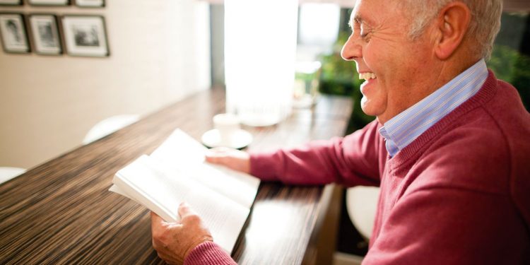 Bibliotheek bezorgt aan huis bij ouderen corona bibliotheek 