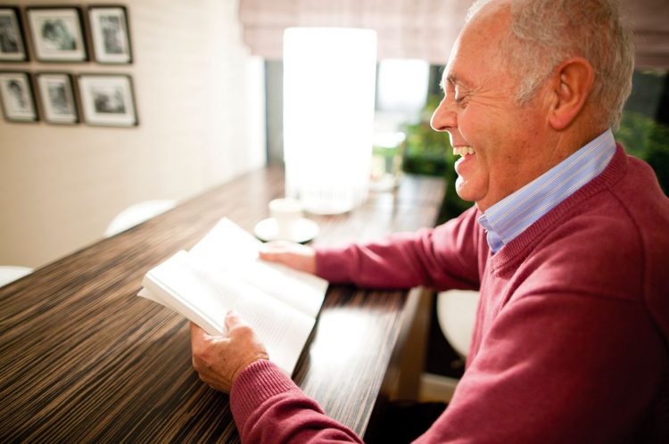 Bibliotheek bezorgt aan huis bij ouderen corona bibliotheek 
