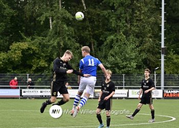 Blauw Wit '66 - FC Winterswijk (1-0) voetbal blauwwit 