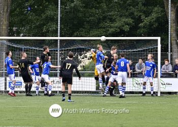 Blauw Wit '66 - FC Winterswijk (1-0) voetbal blauwwit 