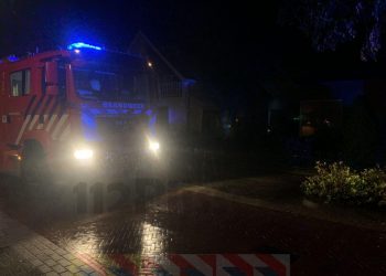 Tuinhuisje volledig uitgebrand aan de Tuinstraat brandweer 
