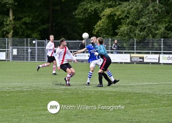 Blauw Wit '66 - Koninklijke UD (4-3) blauwwit 