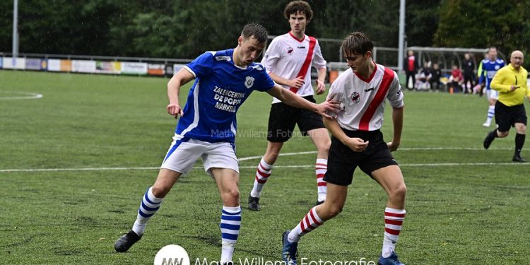 Blauw Wit '66 - Koninklijke UD (4-3) blauwwit 