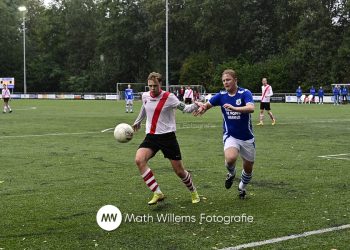 Blauw Wit '66 - Koninklijke UD (4-3) blauwwit 