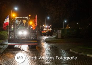 Kerstavond verlichte trekkers 