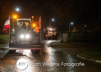 Kerstavond verlichte trekkers 