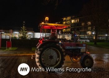 Kerstavond verlichte trekkers 