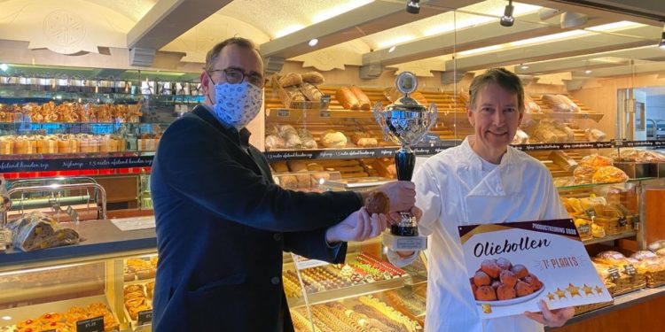 Nijkamp weer terug op 1 met oliebollen en al 12 jaar in de top! nijkamp 