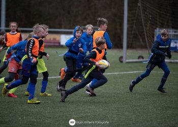Dit jaar weer de koekactie voor én door de jeugd van Blauw Wit ‘66 nijkamp blauwwit 