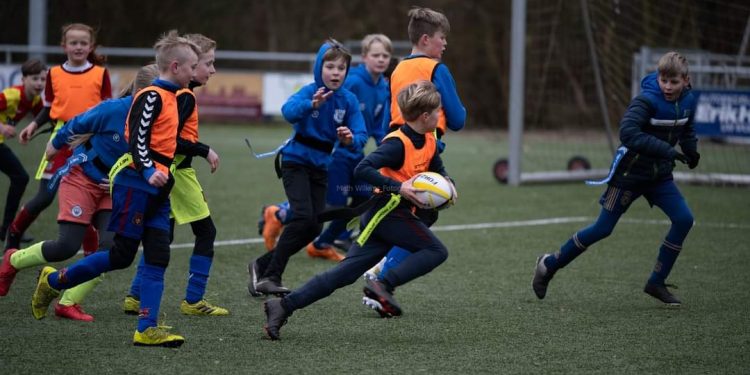 Mini sportdag bij Blauw Wit blauwwit 