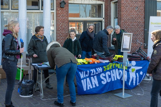 Opschoonactie van Duurzaam Holten enorm succes nijkamp gemeente fotoalbum duurzaam holten 