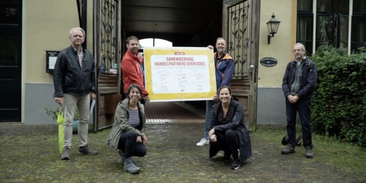 Eenduidige markering voor wandelaars in Overijssel 