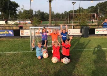 Christian koop vanaf volgend seizoen nieuwe trainer Blauw Wit '66 blauwwit 