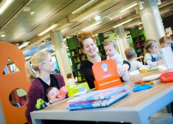 Vanaf maandag zijn de leestafels weer open bibliotheek 