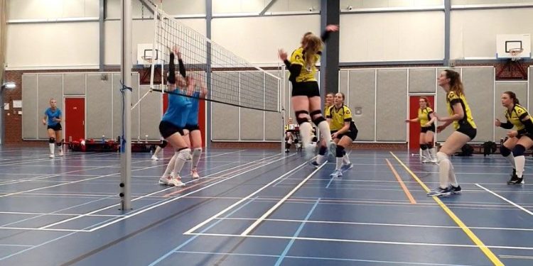 Leerzame oefenwedstrijd Mintonette dames 1 mintonette 