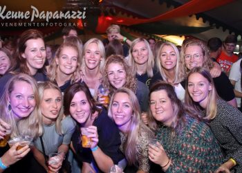 Afscheid Reinaardus Vis op markt Holten fotoalbum 